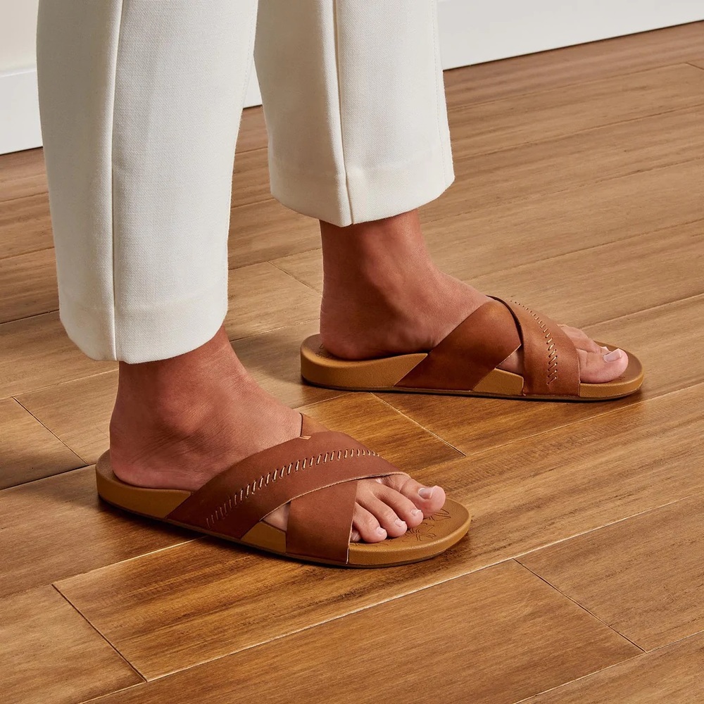 Women’s OluKai Kipea Olu Sandal Sz. 7 Excellent Condition